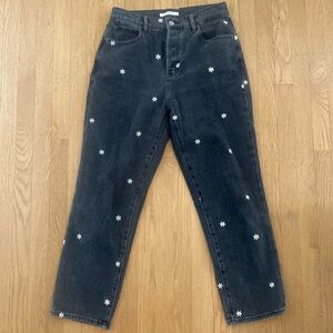 Pacsun daisy cropped jeans. Size 26.